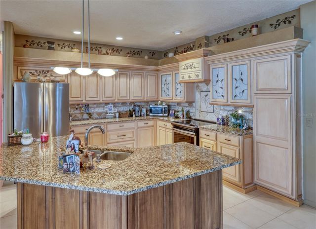 1858 SPUR LANE, Palm Harbor, FL 34685