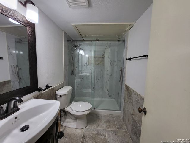 8401 N New Braunfels Ave Apt 350, San Antonio, TX 78209