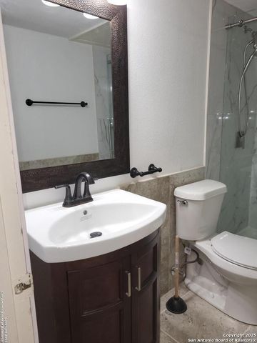 8401 N New Braunfels Ave Apt 350, San Antonio, TX 78209