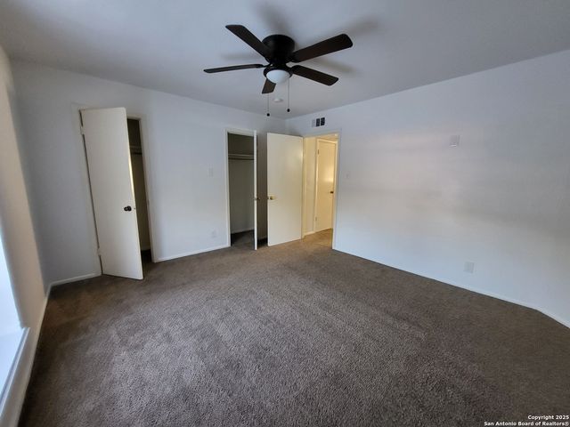 8401 N New Braunfels Ave Apt 350, San Antonio, TX 78209