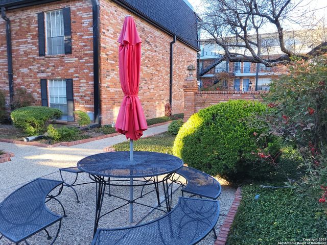 8401 N New Braunfels Ave Apt 350, San Antonio, TX 78209