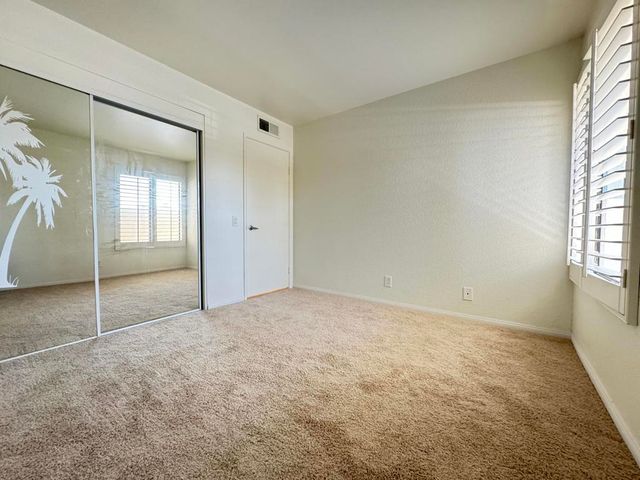 473 W Bradshaw Lane 10, Palm Springs, CA 92262