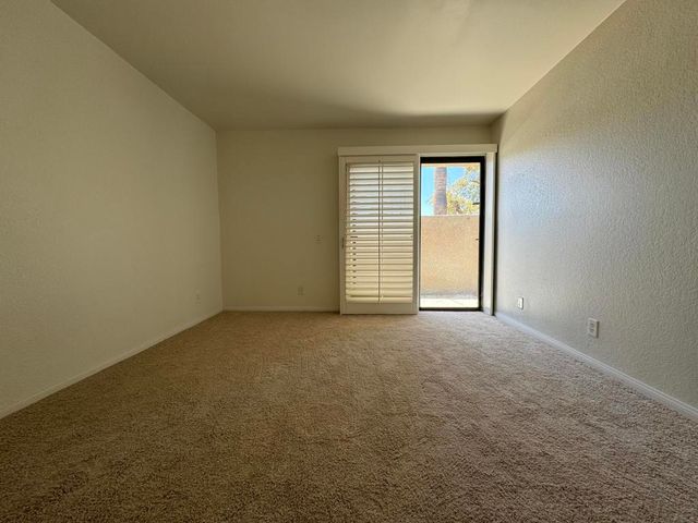 473 W Bradshaw Lane 10, Palm Springs, CA 92262