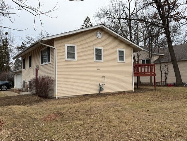 330 S Lakeshore Drive, Mundelein, IL 60060