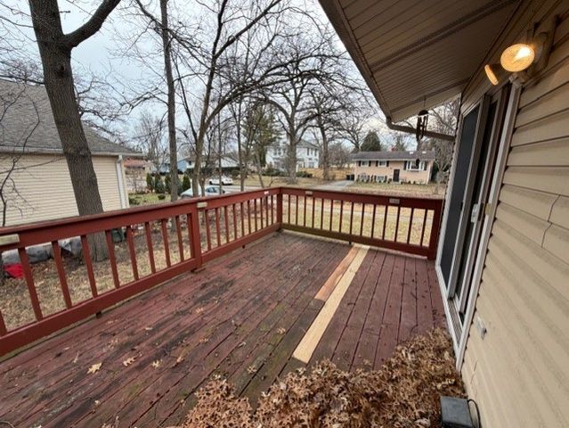 330 S Lakeshore Drive, Mundelein, IL 60060