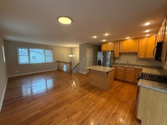 330 S Lakeshore Drive, Mundelein, IL 60060