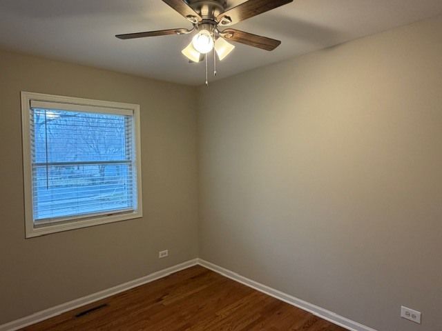 330 S Lakeshore Drive, Mundelein, IL 60060