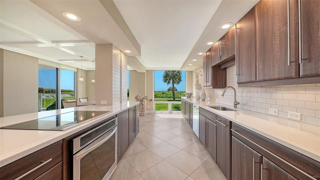 2425 GULF OF MEXICO DRIVE 1A, Longboat Key, FL 34228