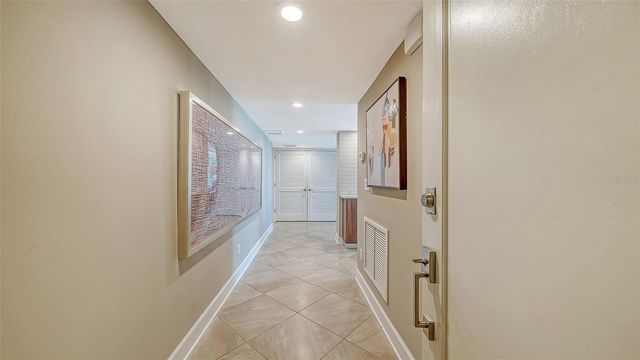 2425 GULF OF MEXICO DRIVE 1A, Longboat Key, FL 34228