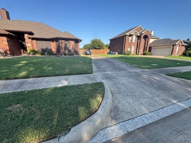 2510 Chapel Hill Drive, Rowlett, TX 75088