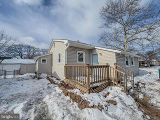 322 GREEN AVE, Carneys Point, NJ 08069