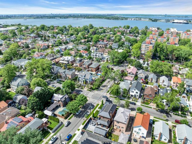 16204 12th Road, Whitestone, NY 11357