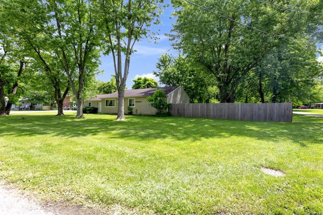 76 Harrison Street SW, Pataskala, OH 43062