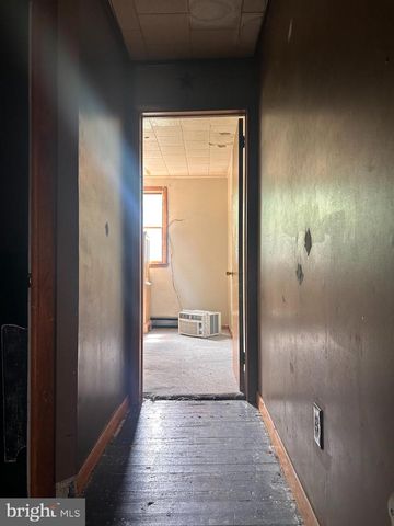 34 S MARGARETTA ST, Schuylkill Haven, PA 17972
