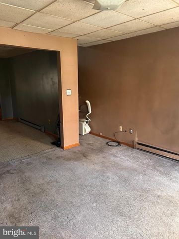 34 S MARGARETTA ST, Schuylkill Haven, PA 17972