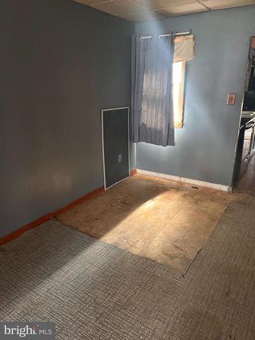 34 S MARGARETTA ST, Schuylkill Haven, PA 17972