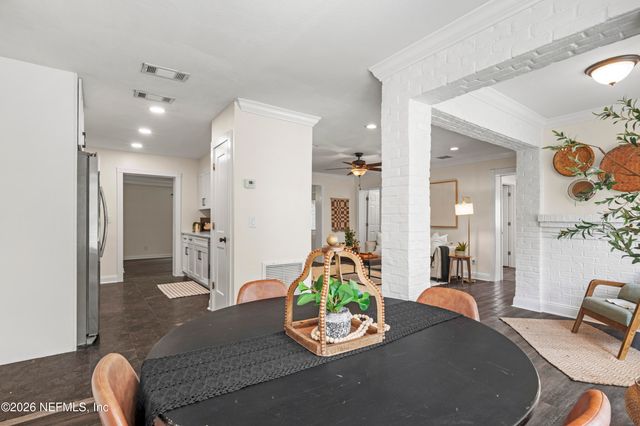 2034 MONTEAU Drive, Jacksonville, FL 32210