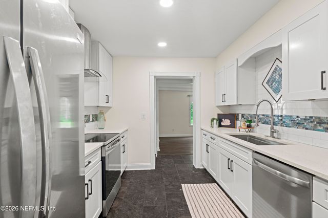 2034 MONTEAU Drive, Jacksonville, FL 32210