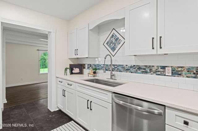 2034 MONTEAU Drive, Jacksonville, FL 32210