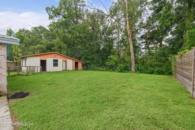 2034 MONTEAU Drive, Jacksonville, FL 32210