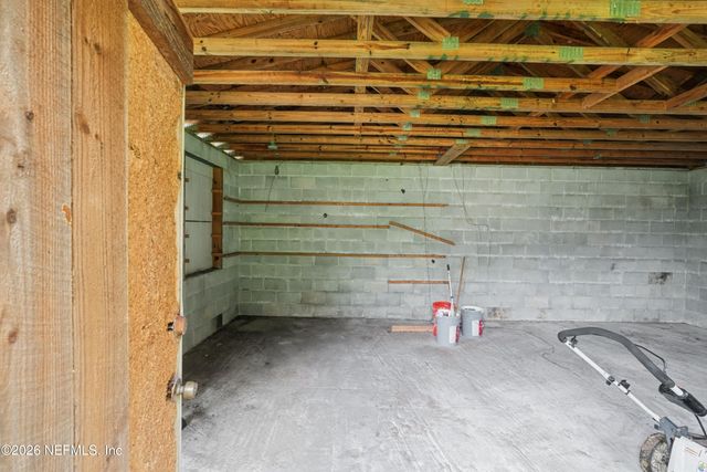 2034 MONTEAU Drive, Jacksonville, FL 32210