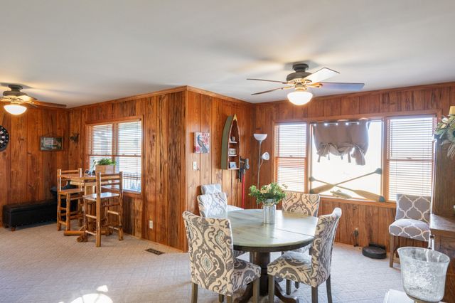 982 Lost Creek Boat Dock Rd, Decaturville, TN 38329