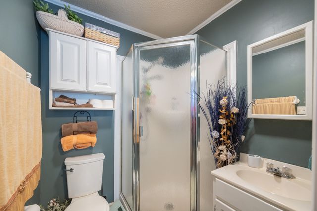 982 Lost Creek Boat Dock Rd, Decaturville, TN 38329