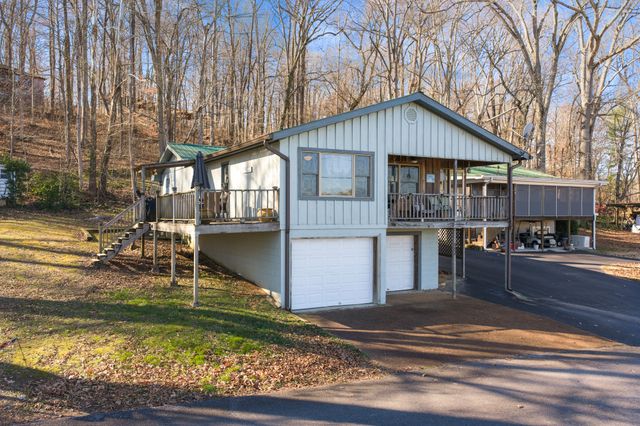 982 Lost Creek Boat Dock Rd, Decaturville, TN 38329