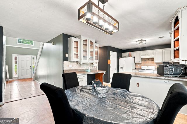 210 Spring Lake Terrace, Covington, GA 30016