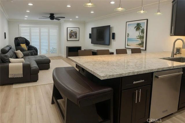 200 Pacific Coast, Huntington Beach, CA 92648