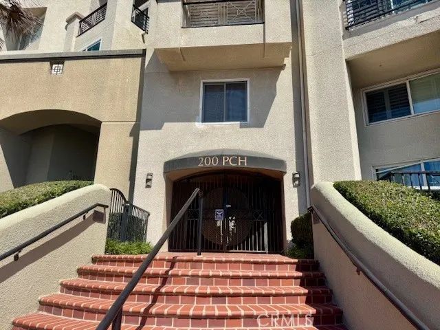 200 Pacific Coast, Huntington Beach, CA 92648