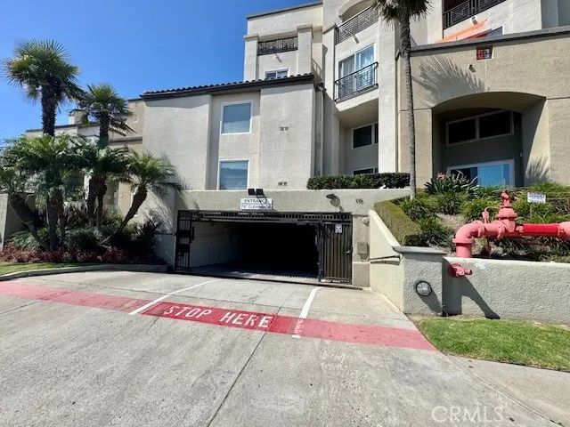 200 Pacific Coast, Huntington Beach, CA 92648