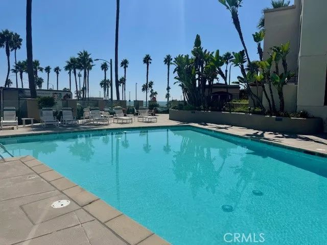 200 Pacific Coast, Huntington Beach, CA 92648