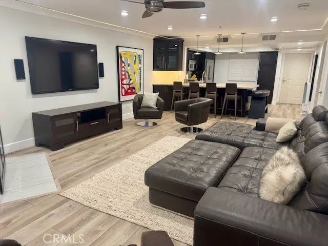 200 Pacific Coast, Huntington Beach, CA 92648