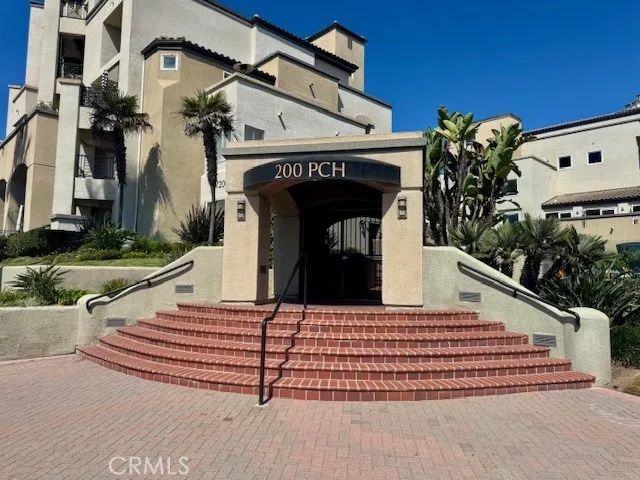 200 Pacific Coast, Huntington Beach, CA 92648