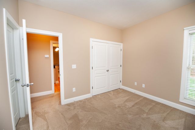 351 Kellie Lane Drive, Spartanburg, SC 29301