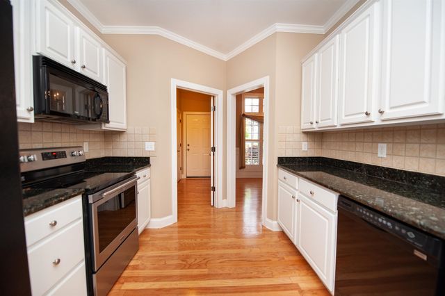 351 Kellie Lane Drive, Spartanburg, SC 29301