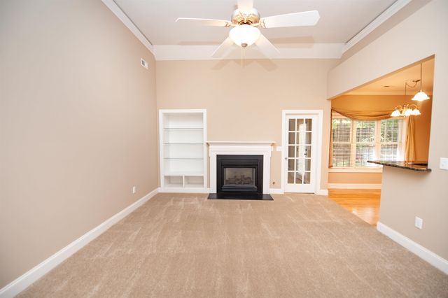 351 Kellie Lane Drive, Spartanburg, SC 29301