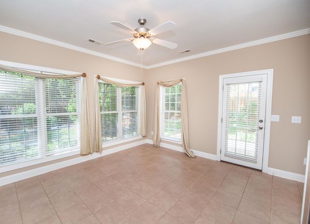 351 Kellie Lane Drive, Spartanburg, SC 29301