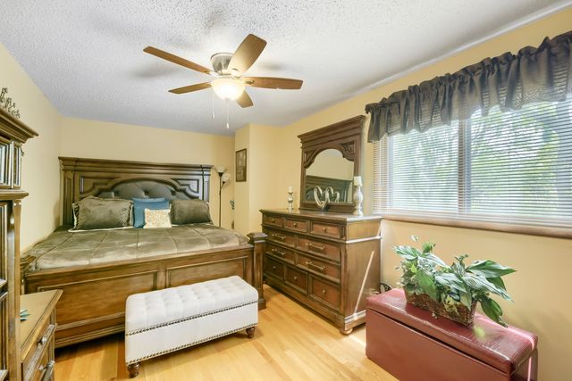 22417 RIVERSIDE Drive, Richton Park, IL 60471
