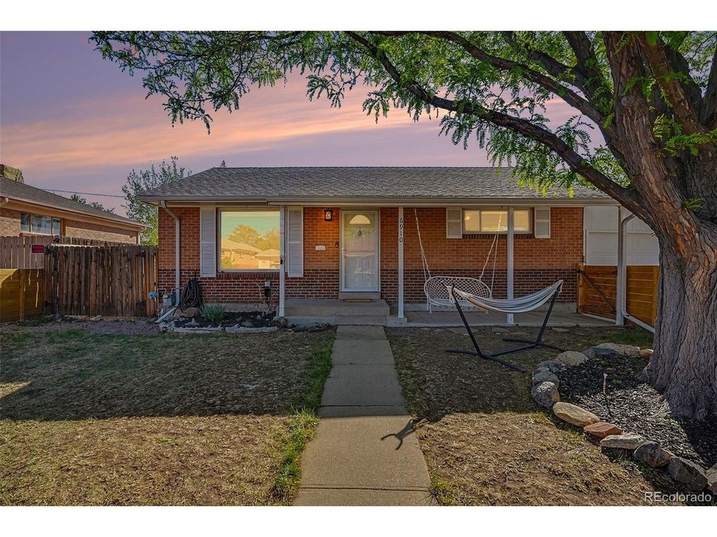 6910 Ruth Way, Denver, CO 80221