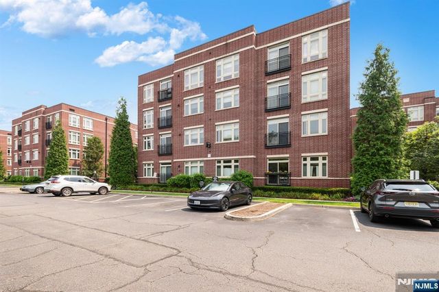 3308 Riverview Avenue 308, Englewood, NJ 07631