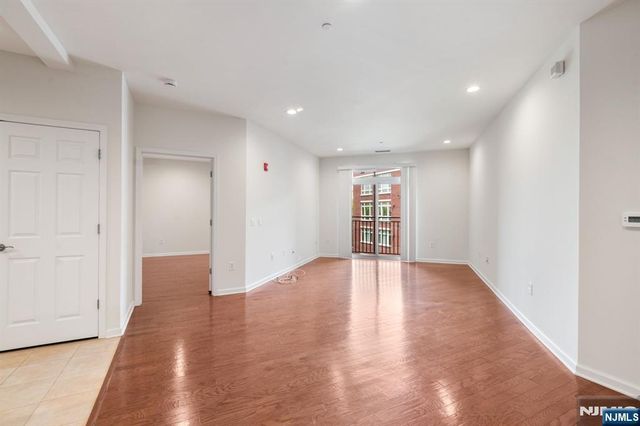 3308 Riverview Avenue 308, Englewood, NJ 07631
