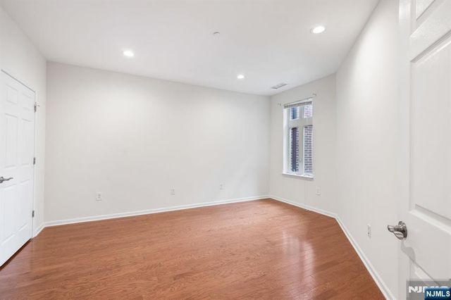3308 Riverview Avenue 308, Englewood, NJ 07631