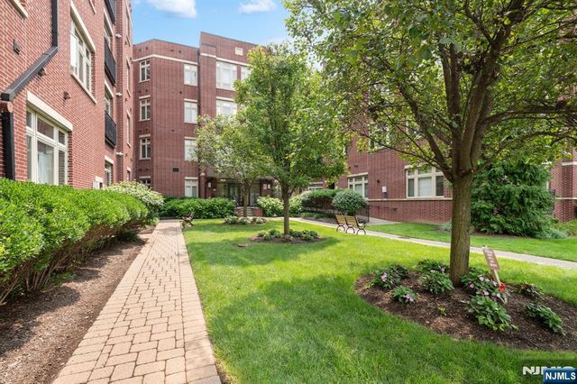 3308 Riverview Avenue 308, Englewood, NJ 07631