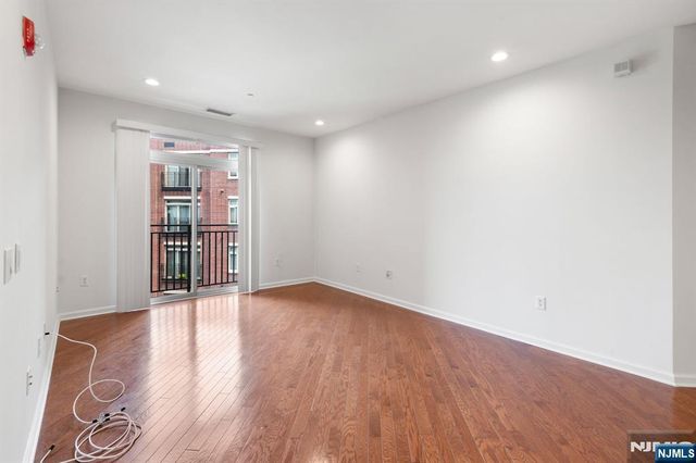 3308 Riverview Avenue 308, Englewood, NJ 07631