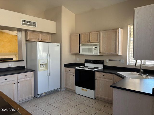 4814 W PONDEROSA Lane, Glendale, AZ 85308