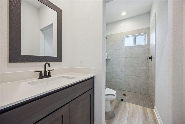 21001 Newhaven CV, Lago Vista, TX 78645