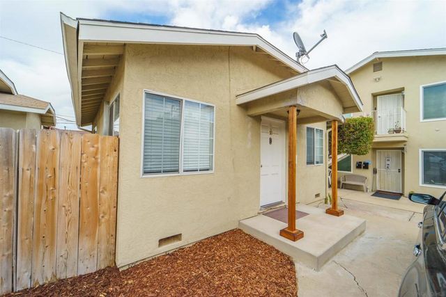 4555 57 36th, San Diego, CA 92116
