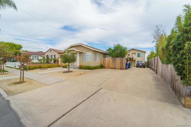 4555 57 36th, San Diego, CA 92116